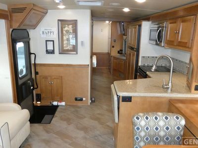 2019 Winnebago SIGHTSEER - Photo 5