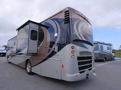 2016 Winnebago Solei - Photo 3