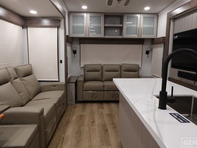 2026 Alliance RV Paradigm - Photo 5