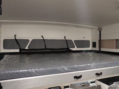 2026 Winnebago Adventurer - Photo 13