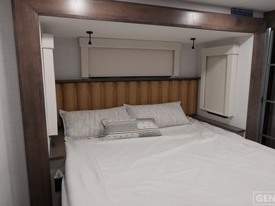2026 Alliance RV Paradigm - Photo 8