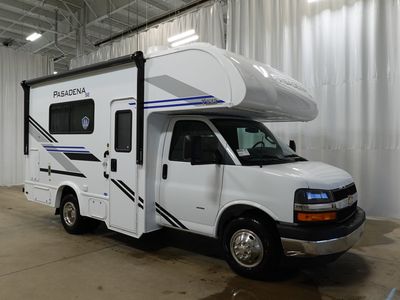2026 Thor Motor Coach Pasadena SE - Photo 1