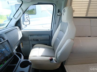 2026 Coachmen Freelander - Photo 10