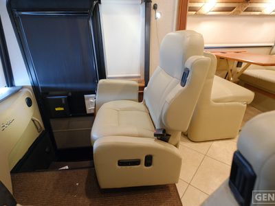 2016 Winnebago Solei - Photo 12