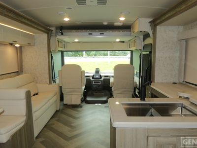 2026 Winnebago Adventurer - Photo 6