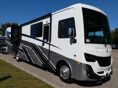 2026 Holiday Rambler Invicta - Photo 1