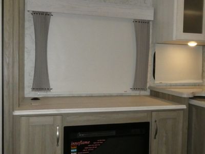 2026 Winnebago Adventurer - Photo 15