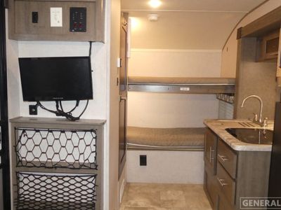 2019 Forest River R-Pod - Photo 5