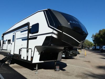 2026 KEYSTONE 27SBH — front three-quarter view