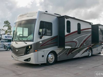 2023 Fleetwood Pace Arrow - Photo 2
