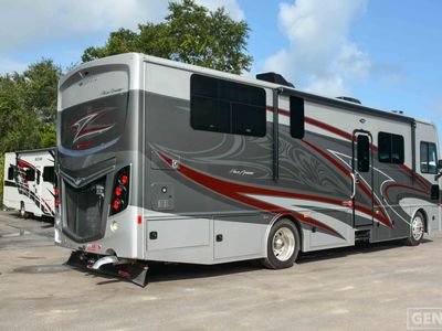 2023 Fleetwood Pace Arrow - Photo 4