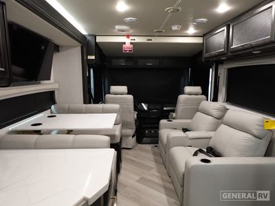 2026 Holiday Rambler Invicta - Photo 6