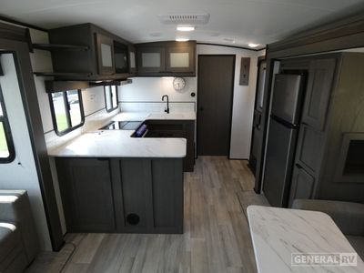 2023 Cruiser RV MPG - Photo 6