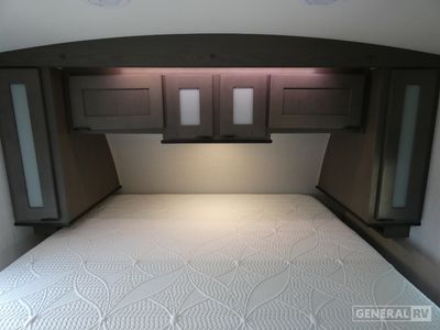 2023 Cruiser RV MPG - Photo 8