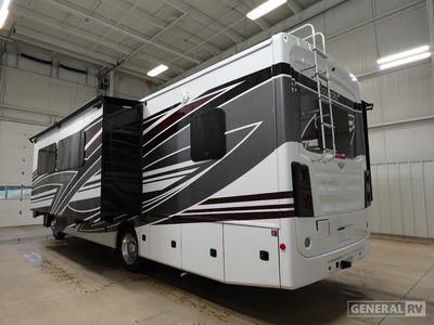 2026 Fleetwood Bounder - Photo 3