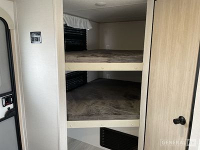 2025 Prime Time RV Avenger - Photo 14
