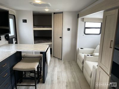 2025 Prime Time RV Avenger - Photo 5