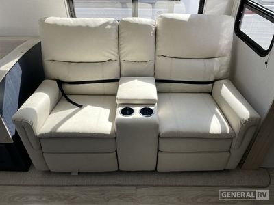 2025 Prime Time RV Avenger - Photo 14