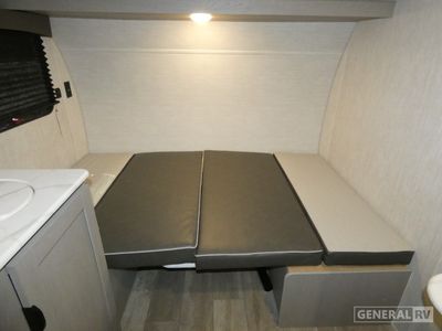 2025 Coachmen Clipper Cadet - Photo 9