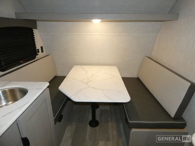 2025 Coachmen Clipper Cadet - Photo 8