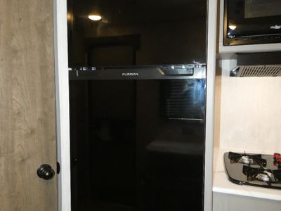 2025 Coachmen Clipper Cadet - Photo 11