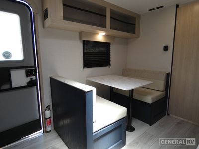 2025 Prime Time RV Avenger - Photo 11