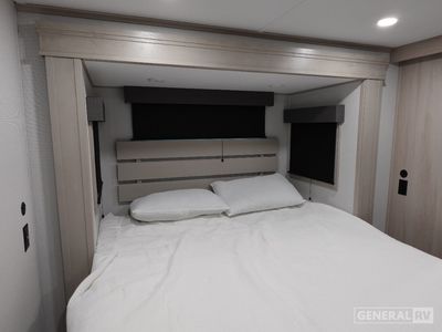 2026 Grand Design Solitude - Photo 8