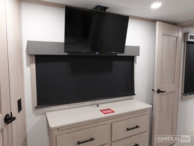 2026 Grand Design Solitude - Photo 13