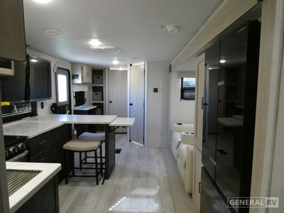 2025 Prime Time RV Avenger - Photo 5