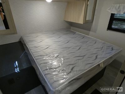 2025 Prime Time RV Avenger - Photo 10