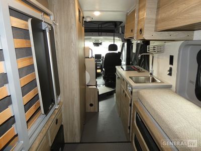 2026 Winnebago Solis - Photo 6