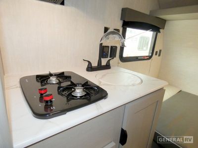 2025 Coachmen Clipper Cadet - Photo 14