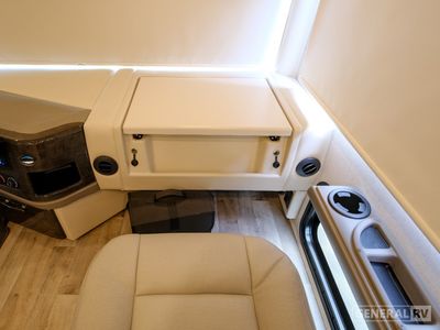 2026 Thor Motor Coach Palazzo GT - Photo 10