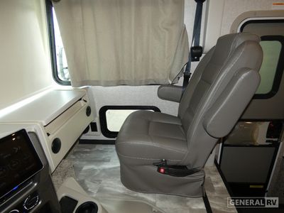 2023 Thor Motor Coach Windsport - Photo 12
