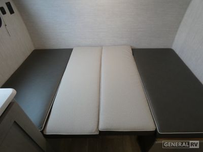 2025 Coachmen Clipper Cadet - Photo 8