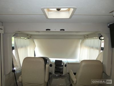2023 Thor Motor Coach Vegas - Photo 13
