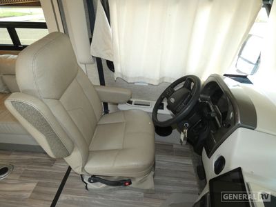 2023 Thor Motor Coach Vegas - Photo 8