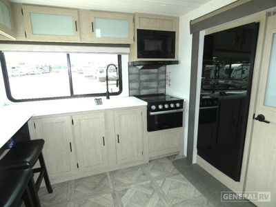 2024 Forest River Wildwood - Photo 7
