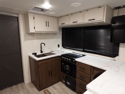 2026 Prime Time RV Avenger - Photo 7