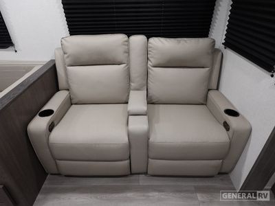 2026 Grand Design Transcend - Photo 12
