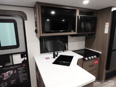 2026 Grand Design Transcend - Photo 10