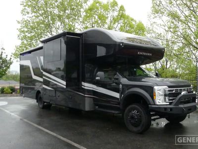 2026 ENTEGRA 35L — front three-quarter view