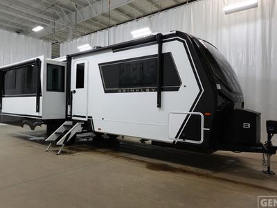 2026 BRINKLEY 297 AIR — front three-quarter view