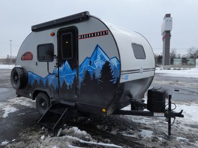 2026 MODERN BUGGY BB14 — front three-quarter view
