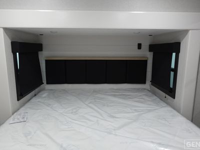 2026 Jayco Eagle - Photo 8
