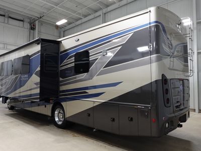 2026 Holiday Rambler Vacationer - Photo 3
