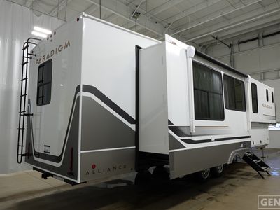 2026 Alliance RV Paradigm - Photo 4