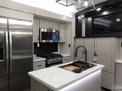 2026 Jayco North Point - Photo 15