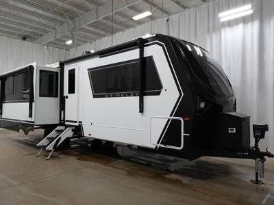 2026 BRINKLEY 297 AIR — front three-quarter view