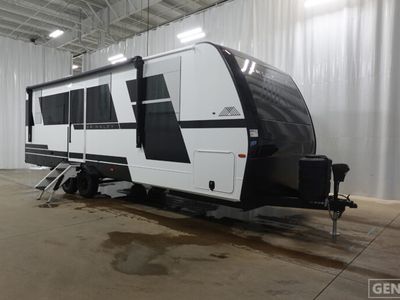 2026 BRINKLEY 275 — front three-quarter view